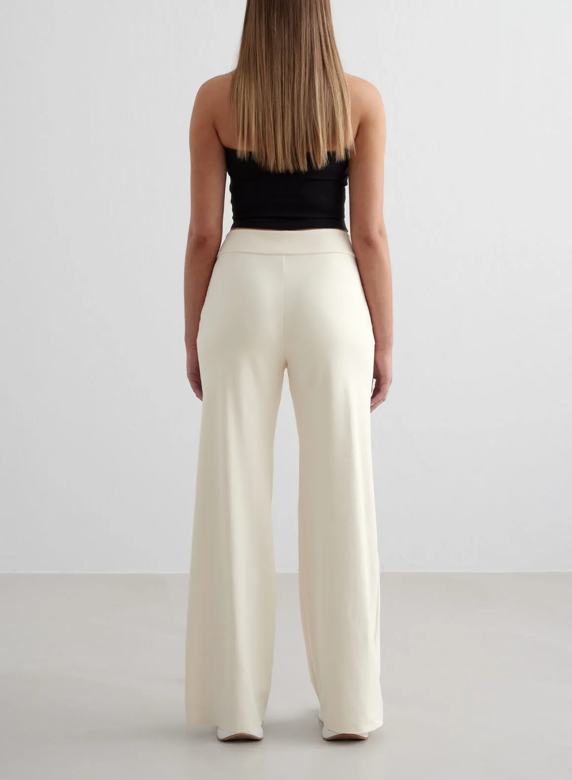 Almond White Sense Wide Pants