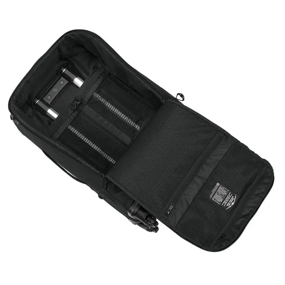 Eagle Creek Tarmac XE 4-Wheel 28" Spinner Checked Luggage