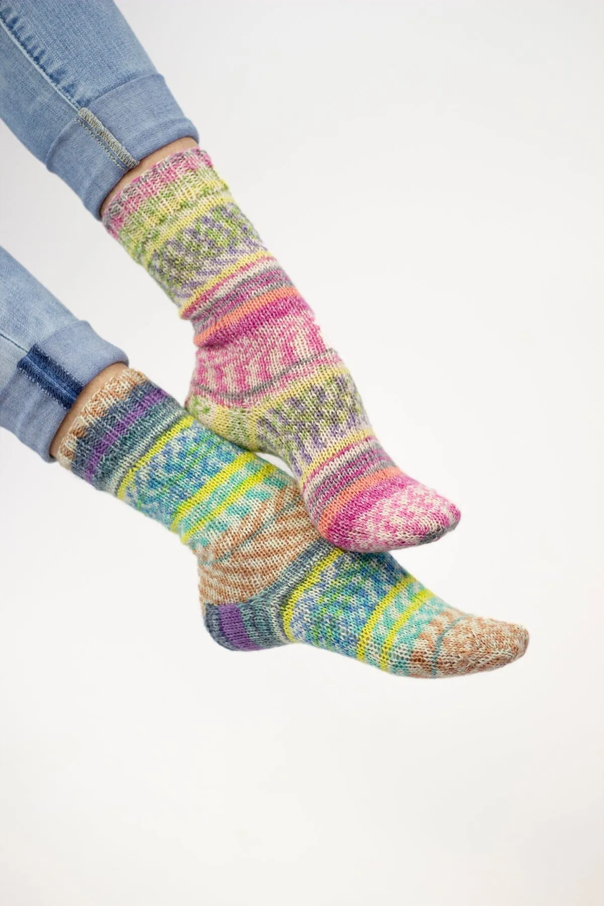 Easel Basic Toe Up socks