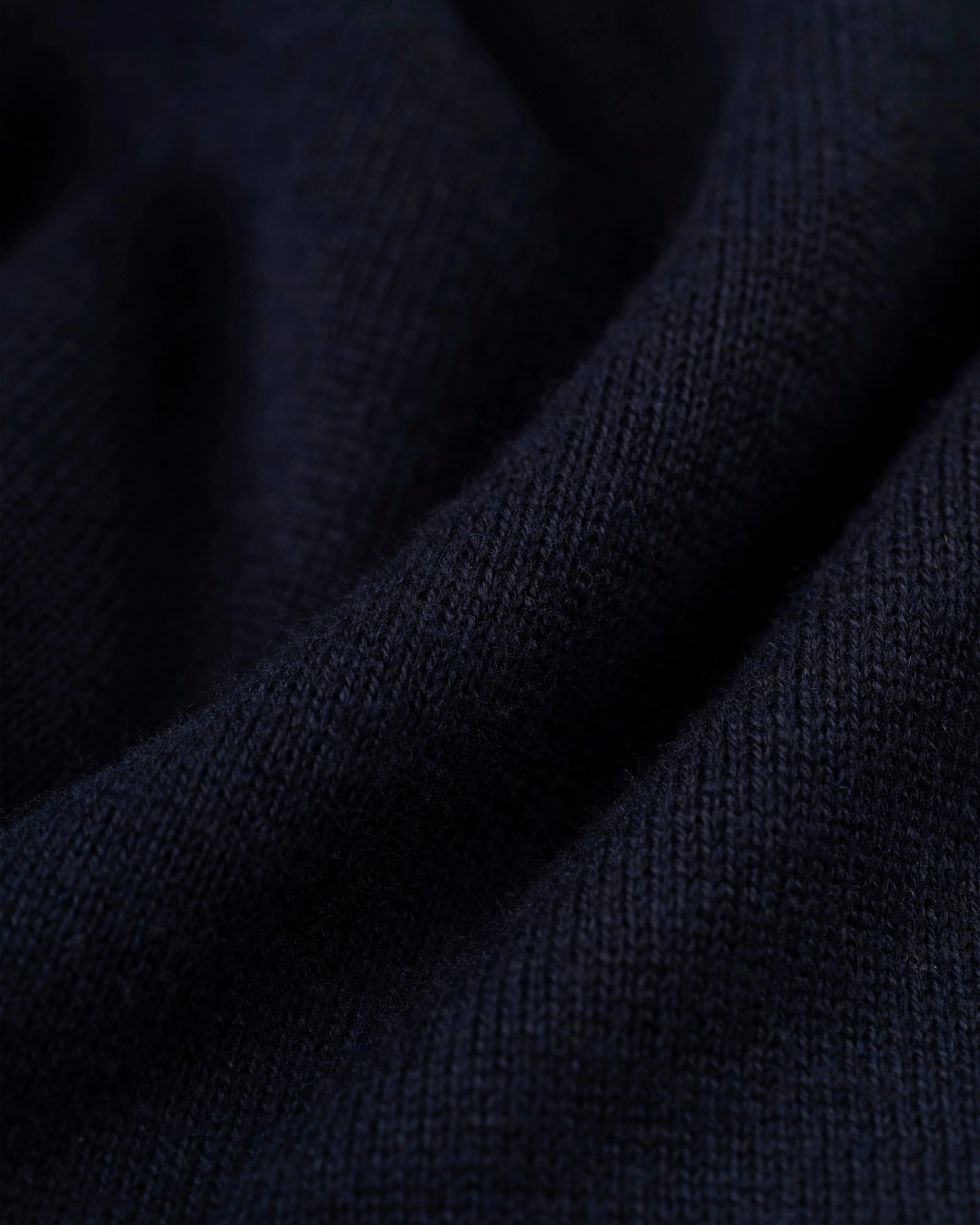 NAVY COTTON/CASHMERE QUARTER ZIP SWEATER